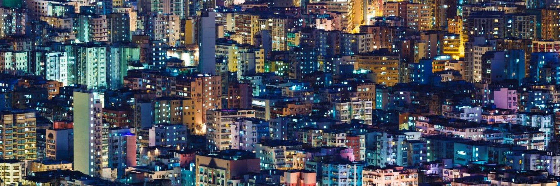 Хонконгски Робин Худ направи "дъжд от пари" (видео)