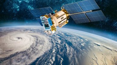 Изменението на климата влияе на сателитите в орбита