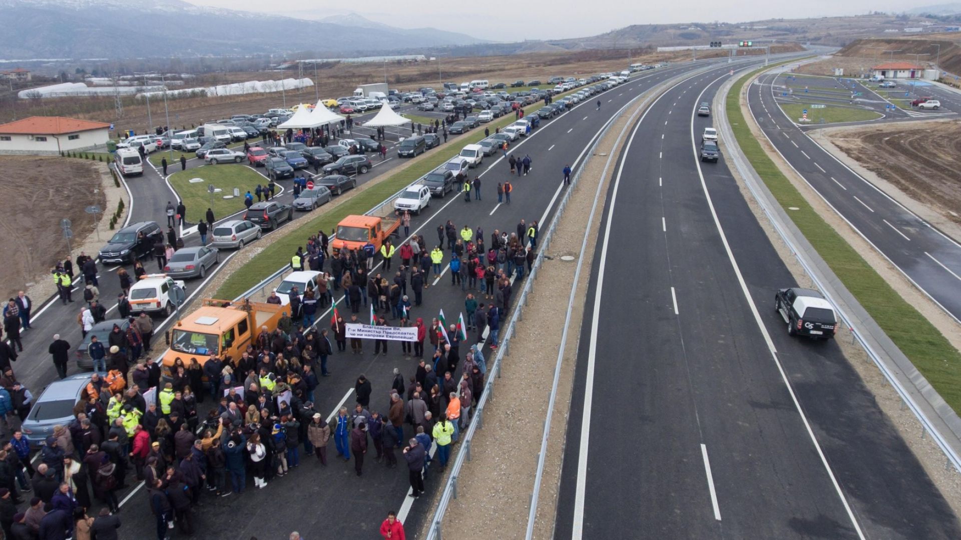 Пуснаха за движение още 23 6 километра от автомагистрала Струма в