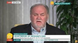 Бащата на Меган се надява Елизабет II да му помогне да се сдобри с дъщеря си
