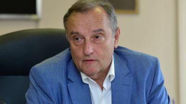  Борисов изиска и получи оставката на шефа на АПИ 
