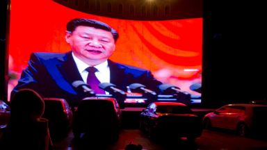 Китай пробива към центъра на света, заяви Си