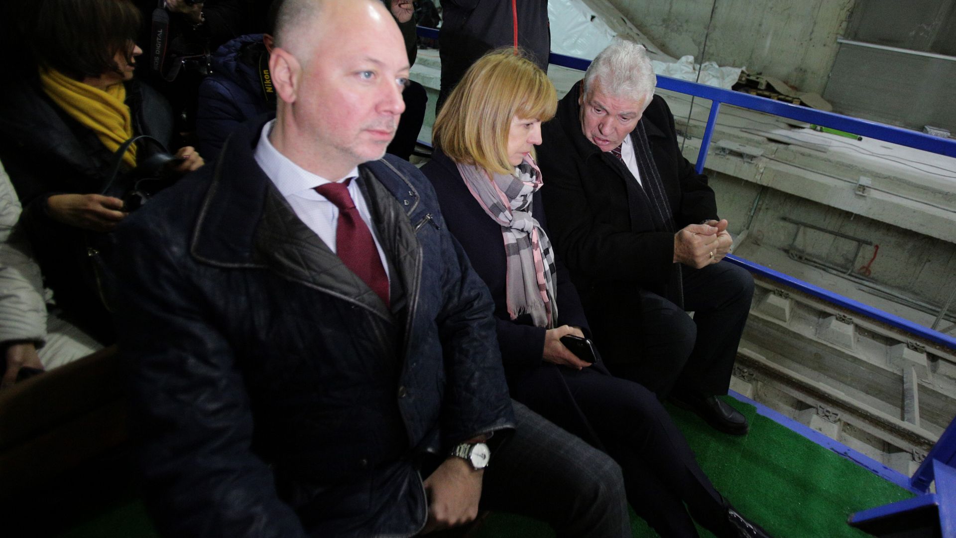 Виж още Проектант на ремонта на Графа Като цяло е