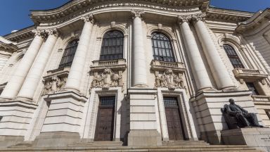 Трите сигнала за плагиатство срещу Петър Илиев който в проектокабинета