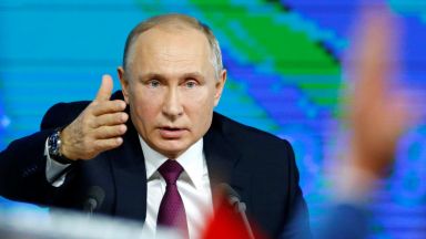 Какво каза Путин през почти 4-часовата си годишна пресконференция