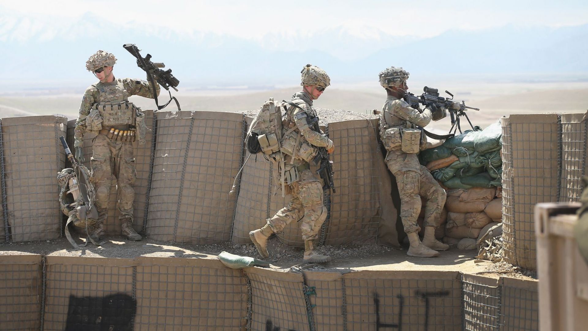 Двама американски военни са убити "при акция" в Афганистан
