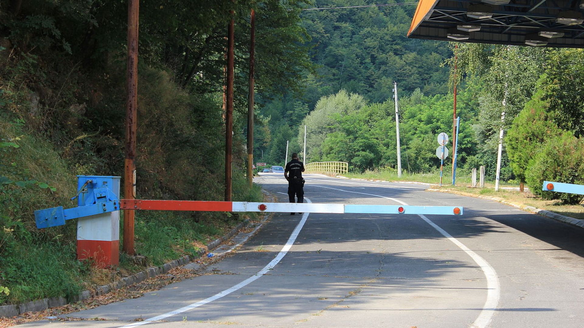 Сръбските митнически власти на ГПП Олтоманци Рибарци върнаха микробус