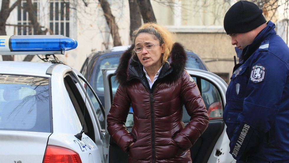 Десислава Иванчева обжалва решението на Общинския съвет, който отказа да бъде проведен референдум
