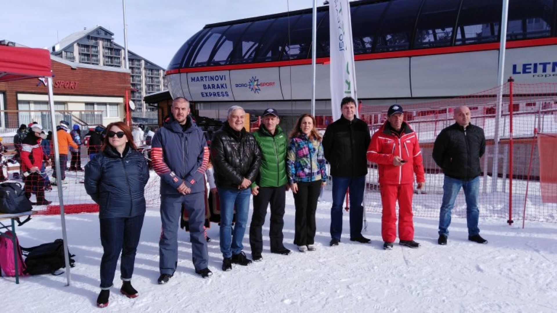 Вицепремиерът Марияна Николова е открила нов шестседалков лифт Мартинови бараки