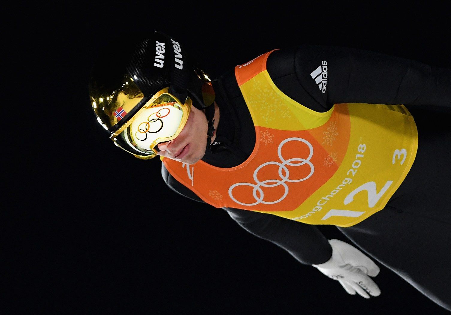 Андре Форфанг излиза в надпреварата на ски скоковете в Пьончан