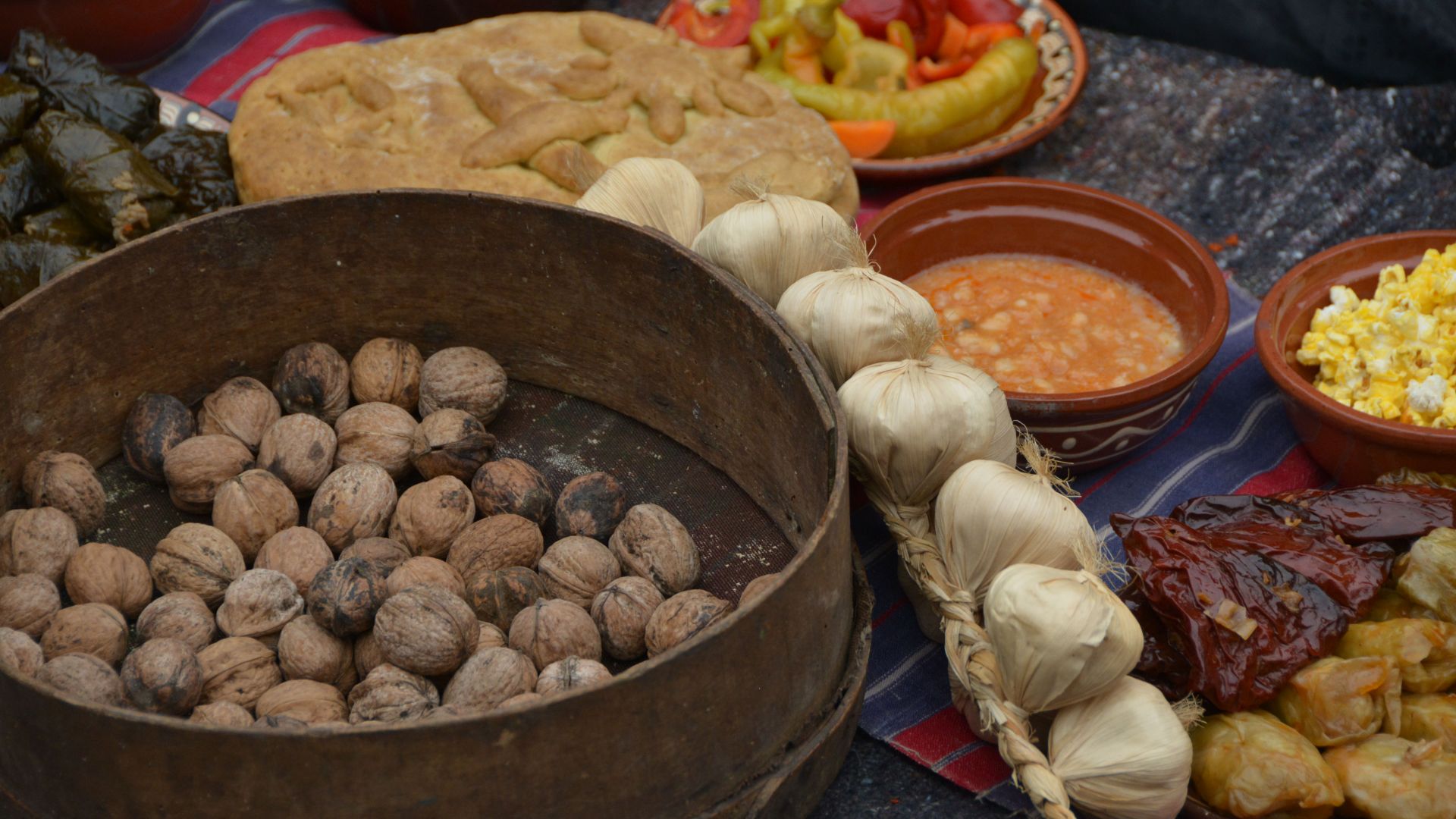 Днес се празнува един от най светлите християнски празници Бъдни