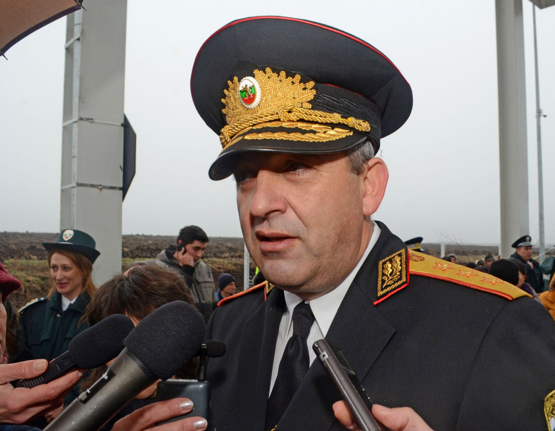 Директорът на "Гранична полиция" гл. комисар Светлан Кичиков е катастрофирал със служебния си автомобил около 14:30 ч вчера следобед