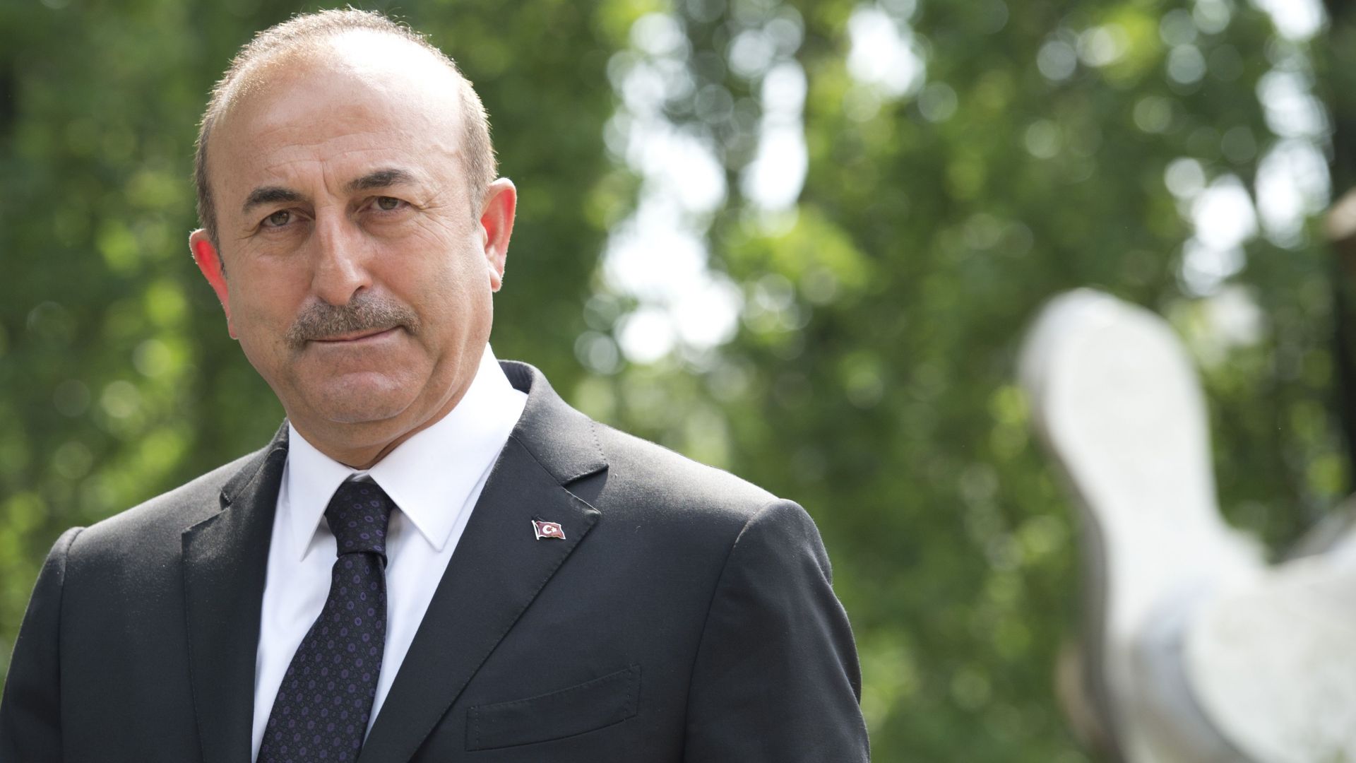 Вестник Миллиет цитира говорителя на управляващата Партия на справедливостта и