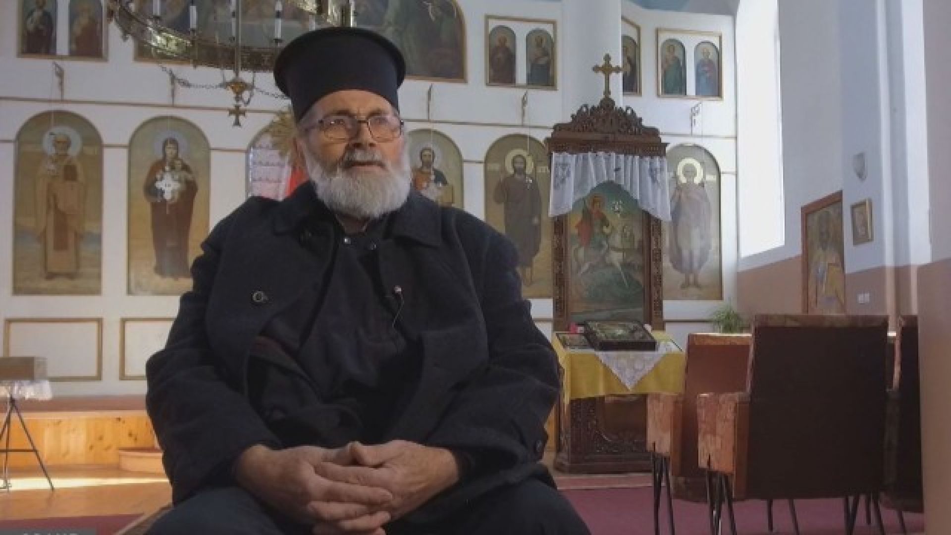 След 31 години служба в системата на МВР барета и