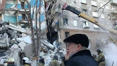  Взрив срути жилищен блок в Русия, има починали (видео) 
