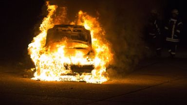 Мъж изгоря жив в пламнал автомобил в Димитровград