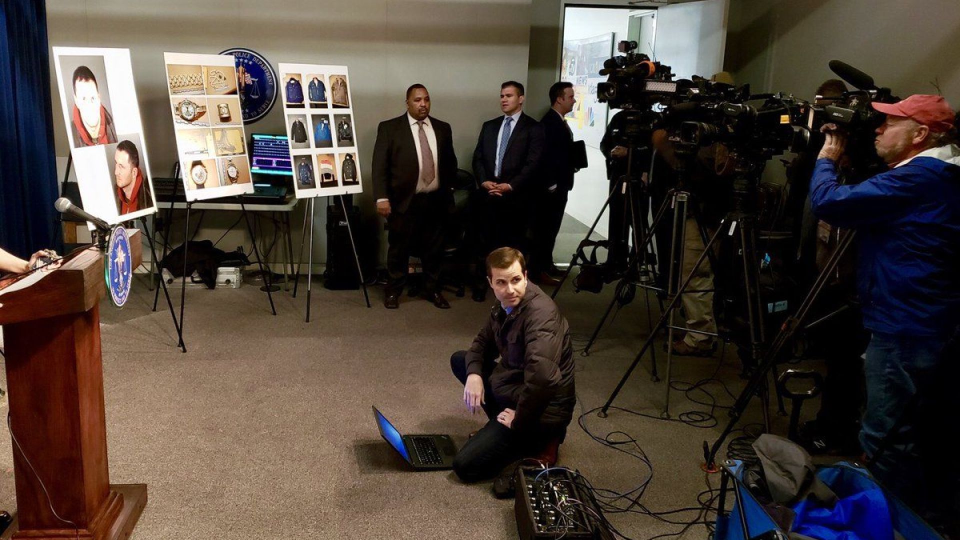 Задържан е заподозрян за поредица от обири в домовете на