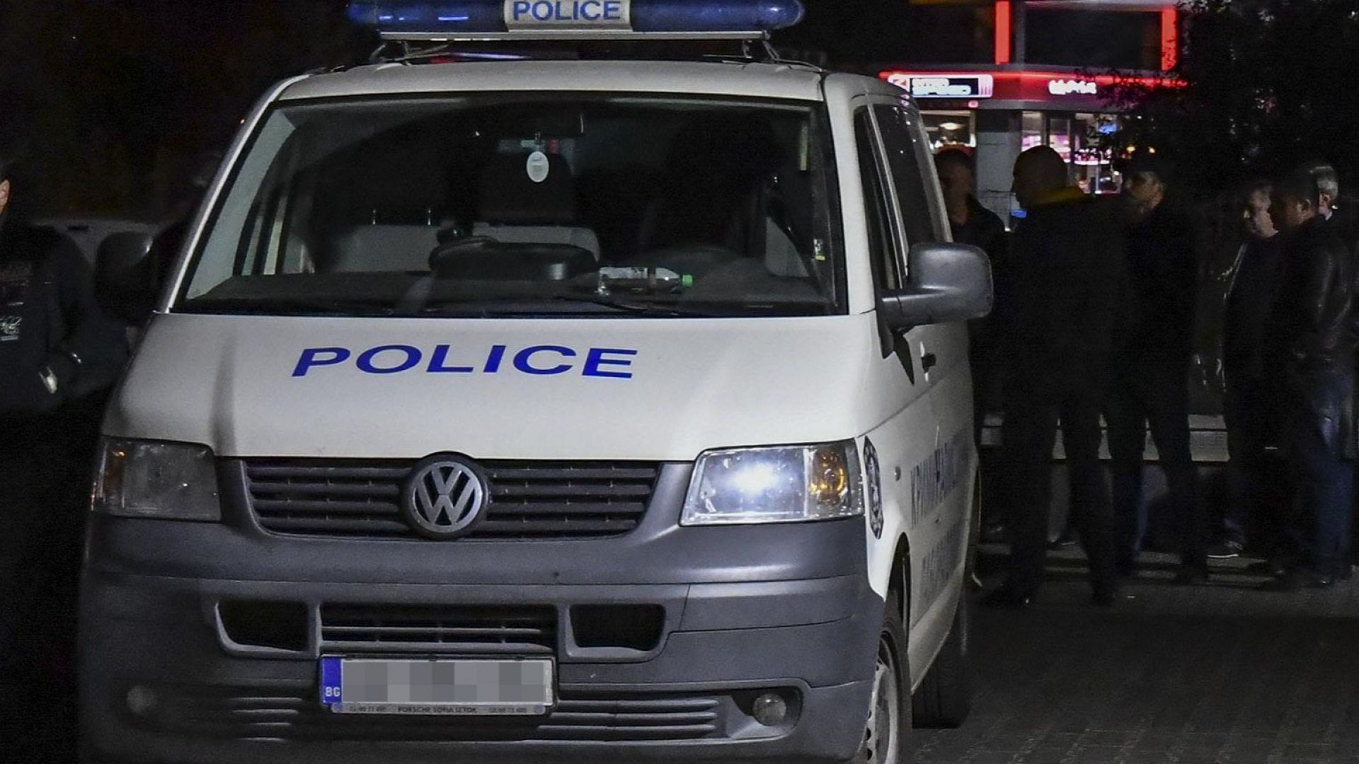 Служител на Военна полиция намушка 6 пъти с нож съпругата си