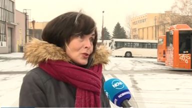 Пътник намери лаптоп в градски автобус, шофьорът го върна на собственичката