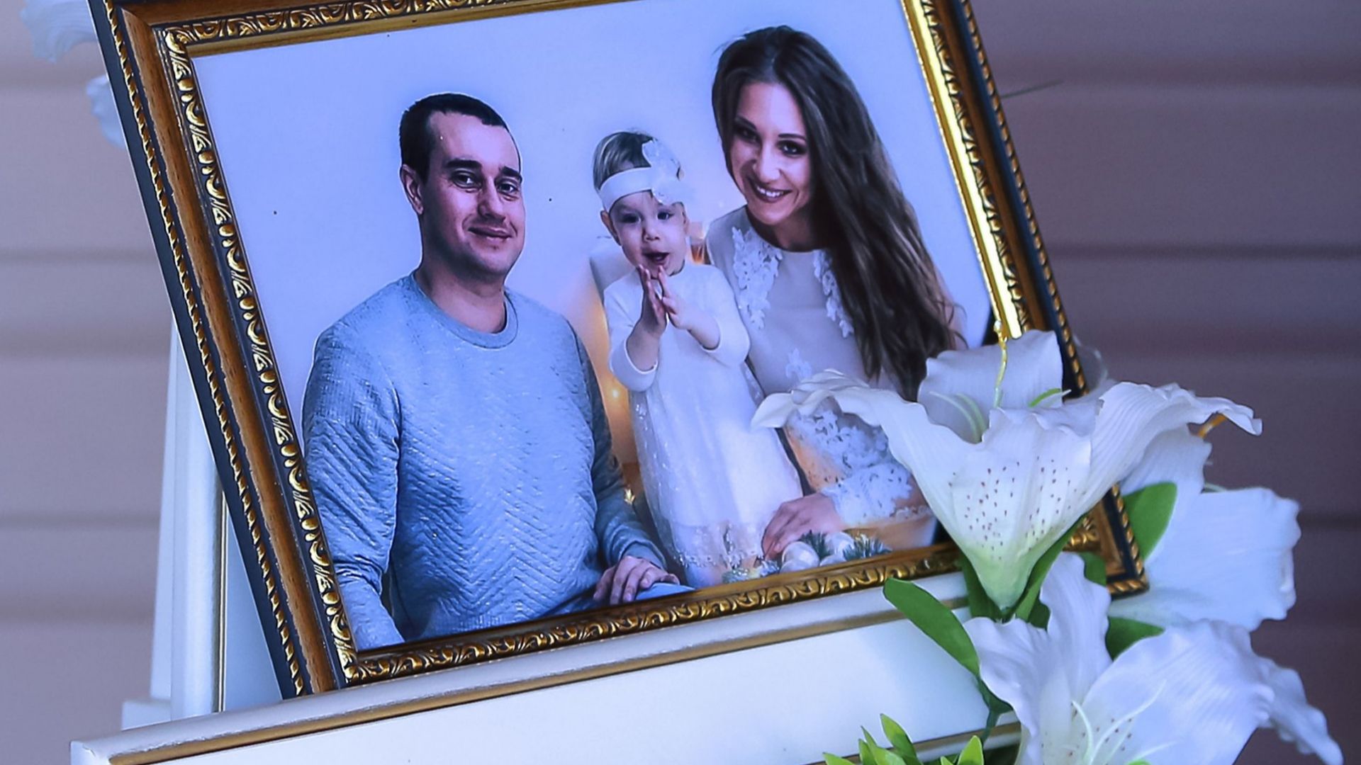 Криминалисти и експерти от Следствения комитет на Русия са приключили