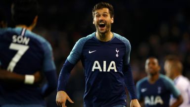 Тотнъм с нов разгром в Ливърпул