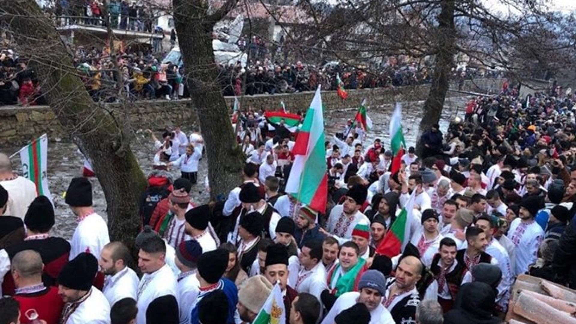 Традиционно в Калофер градът пазител на традициите и родно място