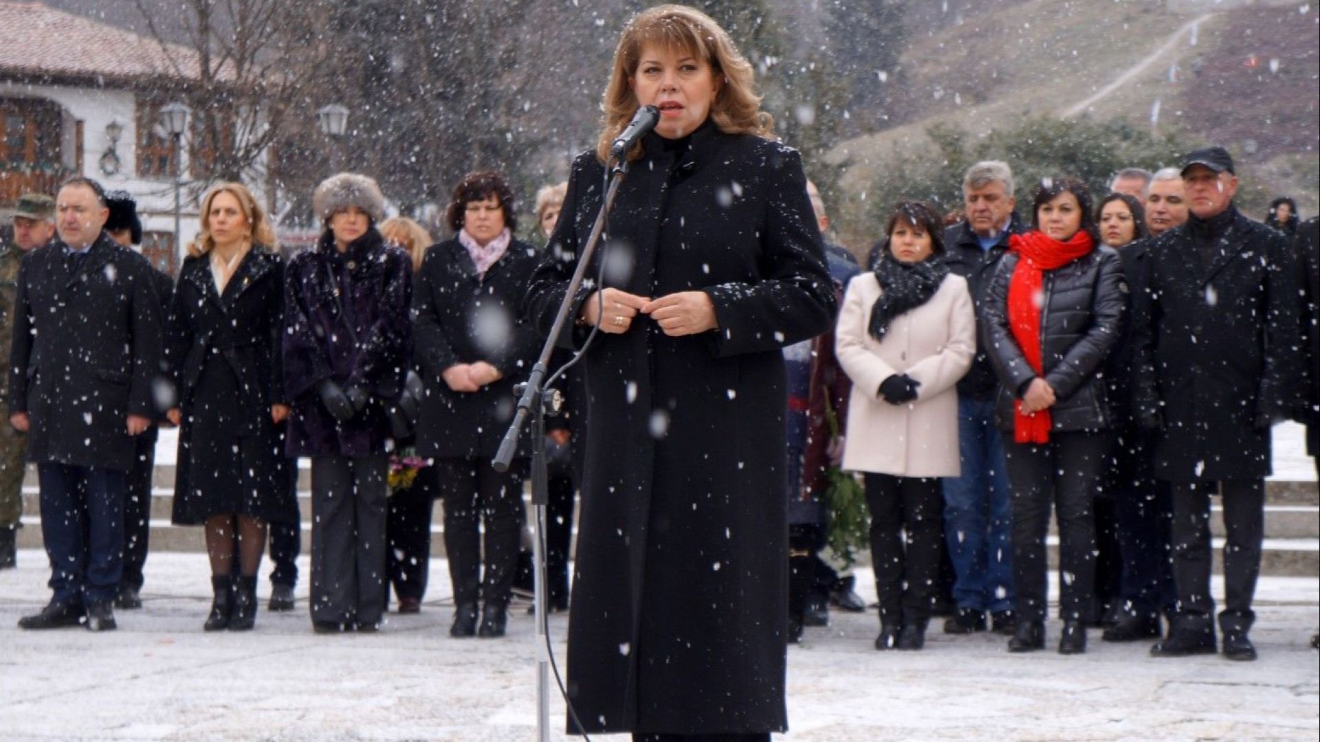 Политици отбелязаха 171 години от рождението на поета революционер Христо Ботев