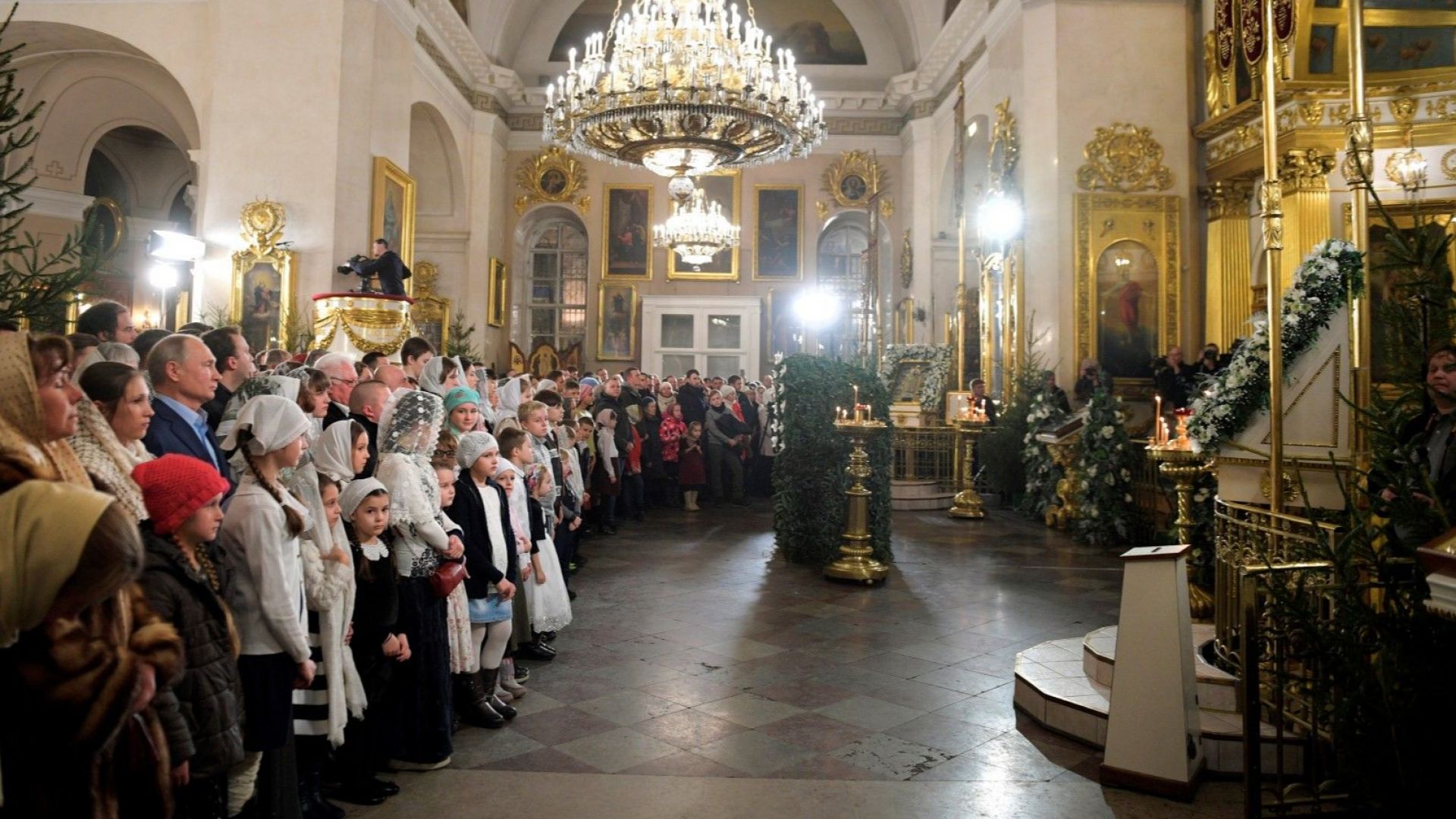 Рождество Христово е хубав повод да се подари любов грижа