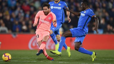 Меси и Суарес минаха през Мадрид