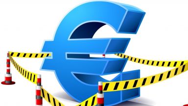 Финансисти в спор: Има ли опасност, ако се отвържем от еврото преди да го приемем