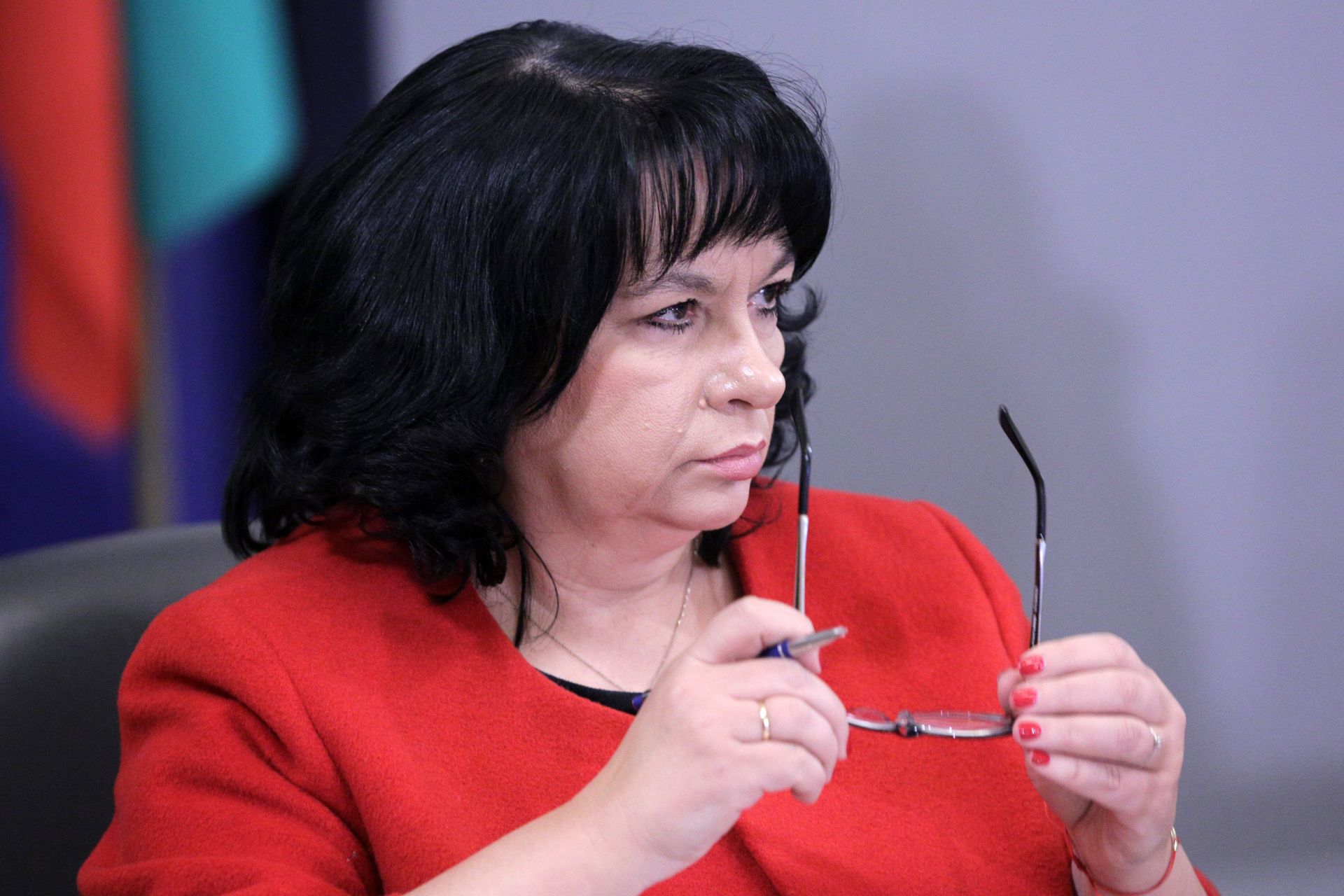 Не става дума за пиар акция, заяви министър Петкова