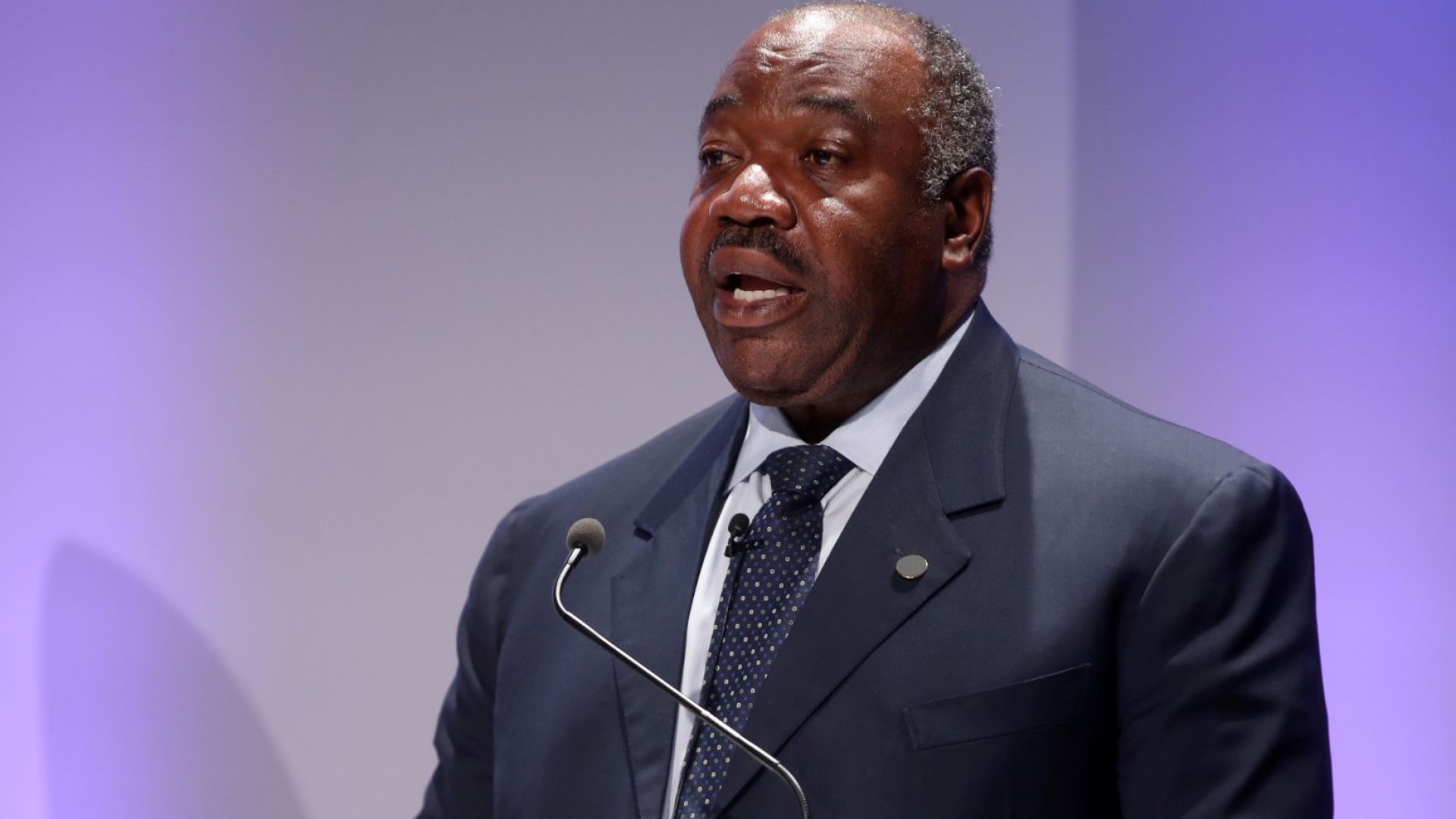 Опитът за държавен преврат в Габон предизвика дискусия за легитимността