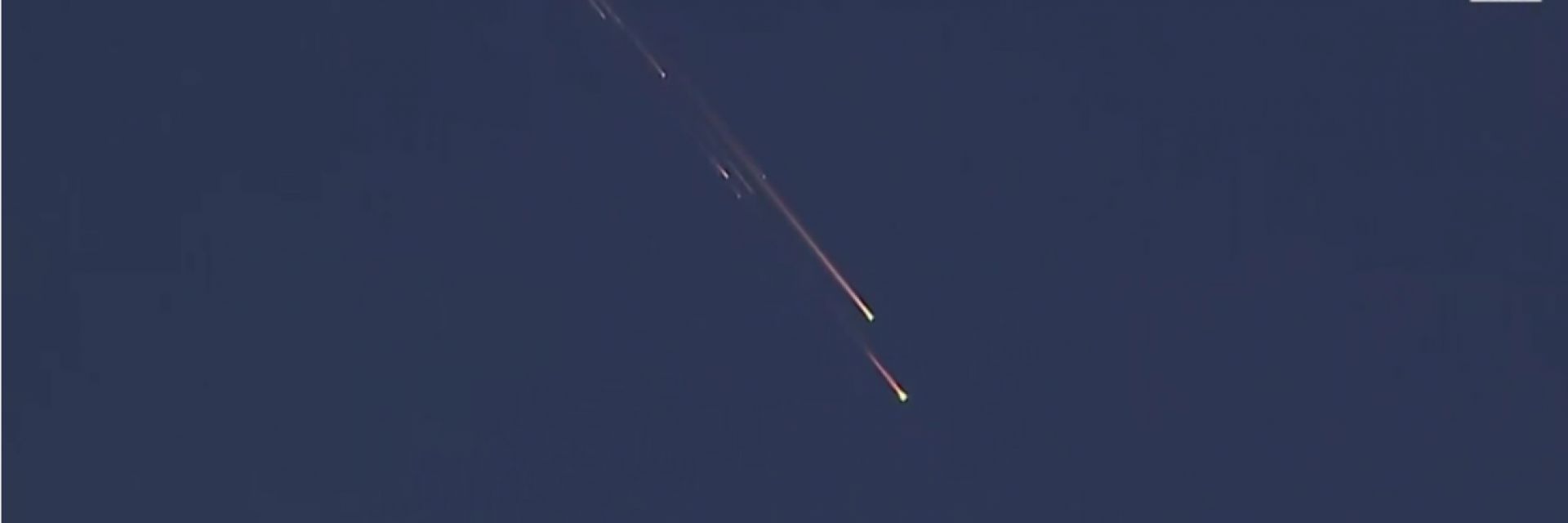 Заснеха изгарянето на руски военен спътник