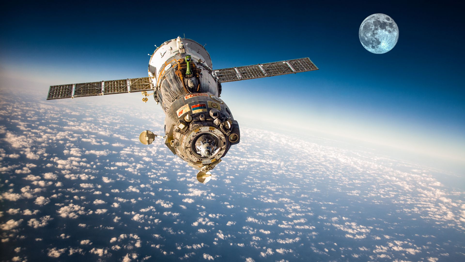 Американски астронавт се връща на Земята с руски "Союз"