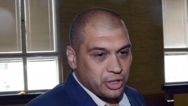 Прокуратурата предаде на съд депутата Димитър Аврамов за търговия с влияние