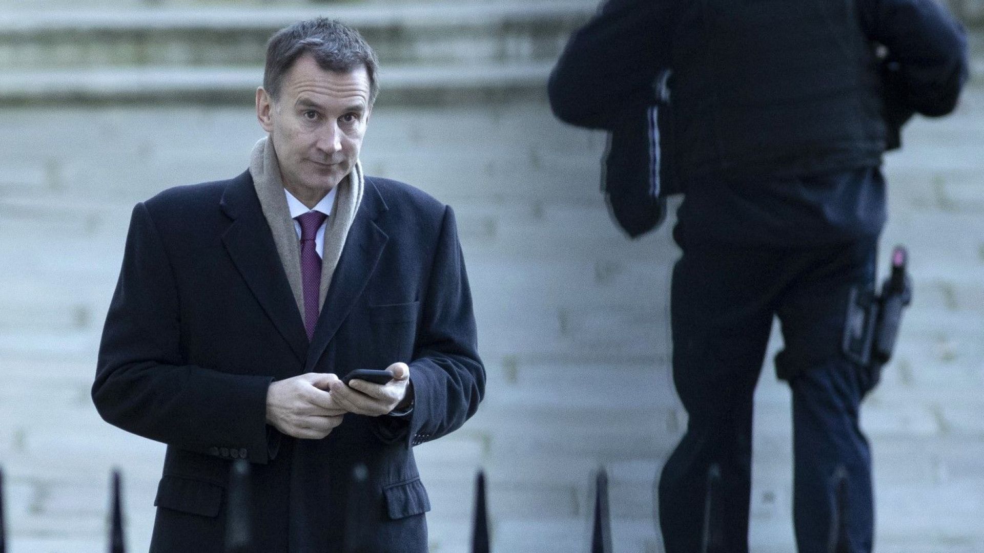 Отхвърлянето на сделката сключена от премиера Тереза Мей и Европейската