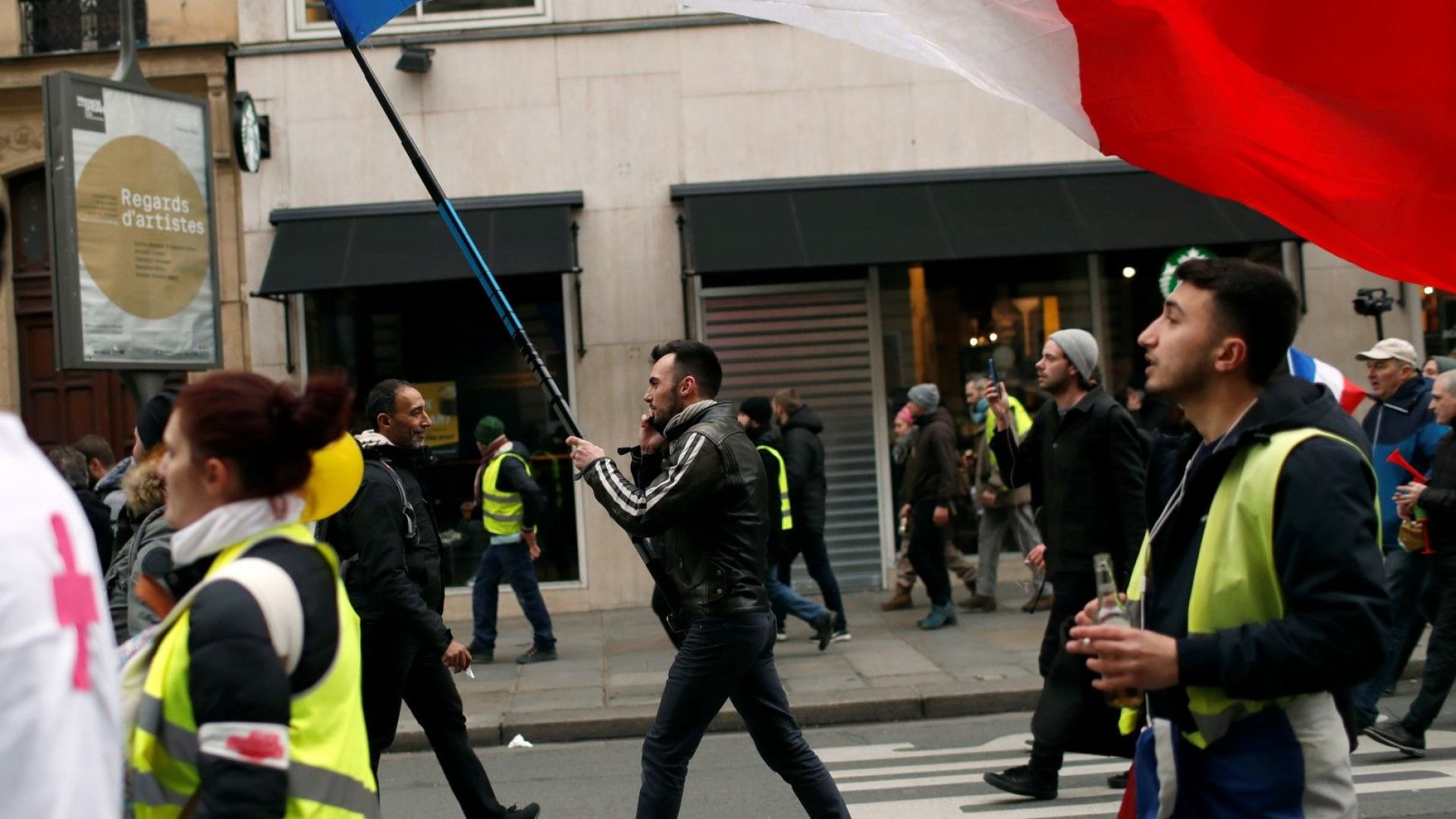 В Париж започна деветият протест на движението на жълтите жилетки