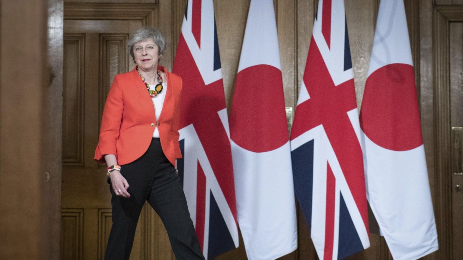 Британската министър председателка Тереза Мей отново ще призове днес депутатите да