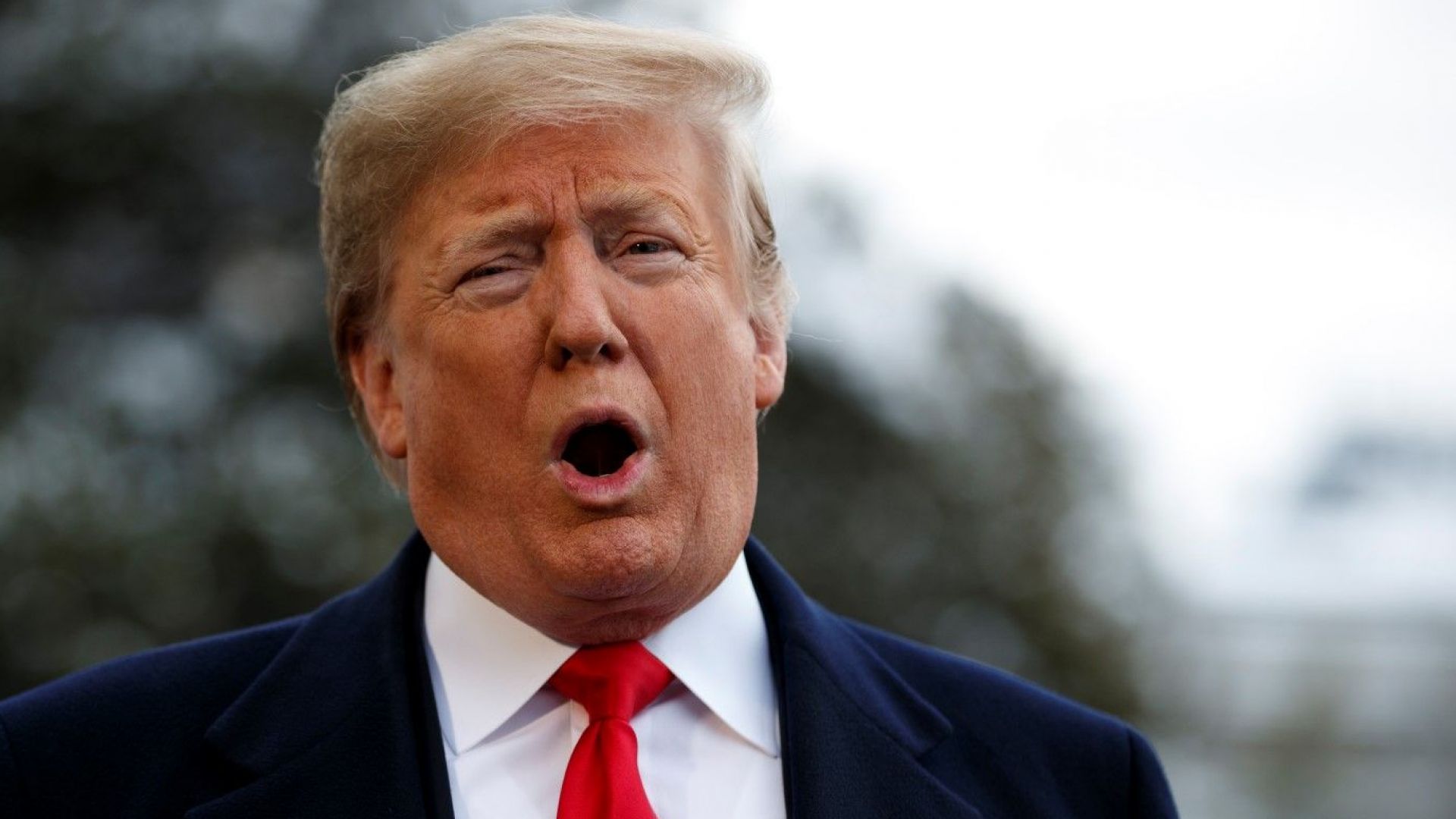 Американският президент Доналд Тръмп отрече че е работил за Русия