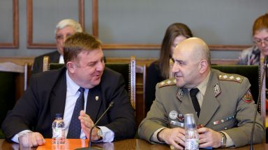 Комисиите по отбрана и бюджет дадоха зелена светлина за преговори за Ф-16