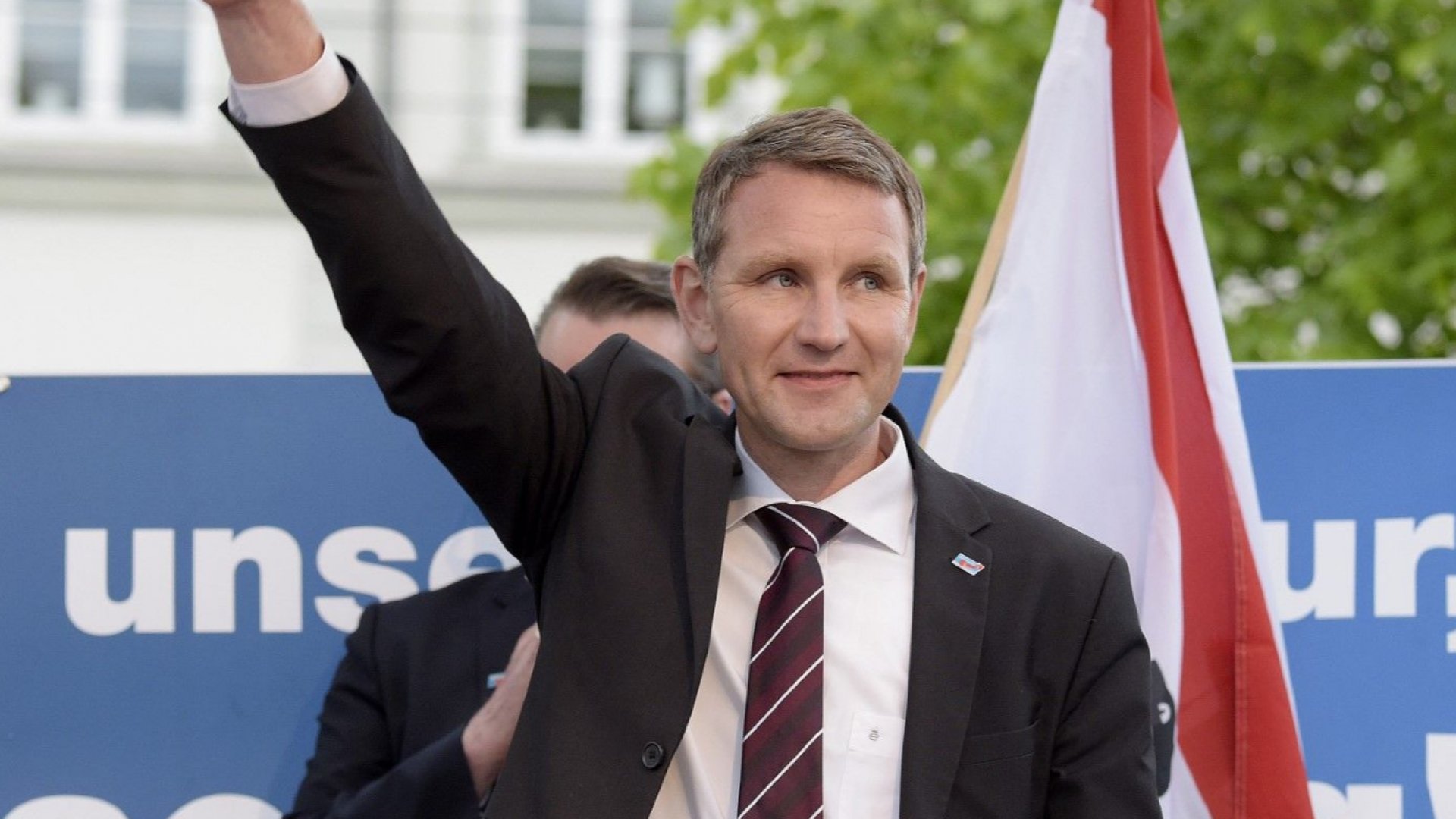 Германската Служба за вътрешно разузнаване обяви днес че поставя под