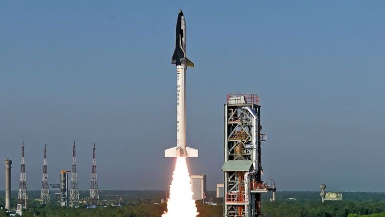 Индия върви по стъпките на SpaceX
