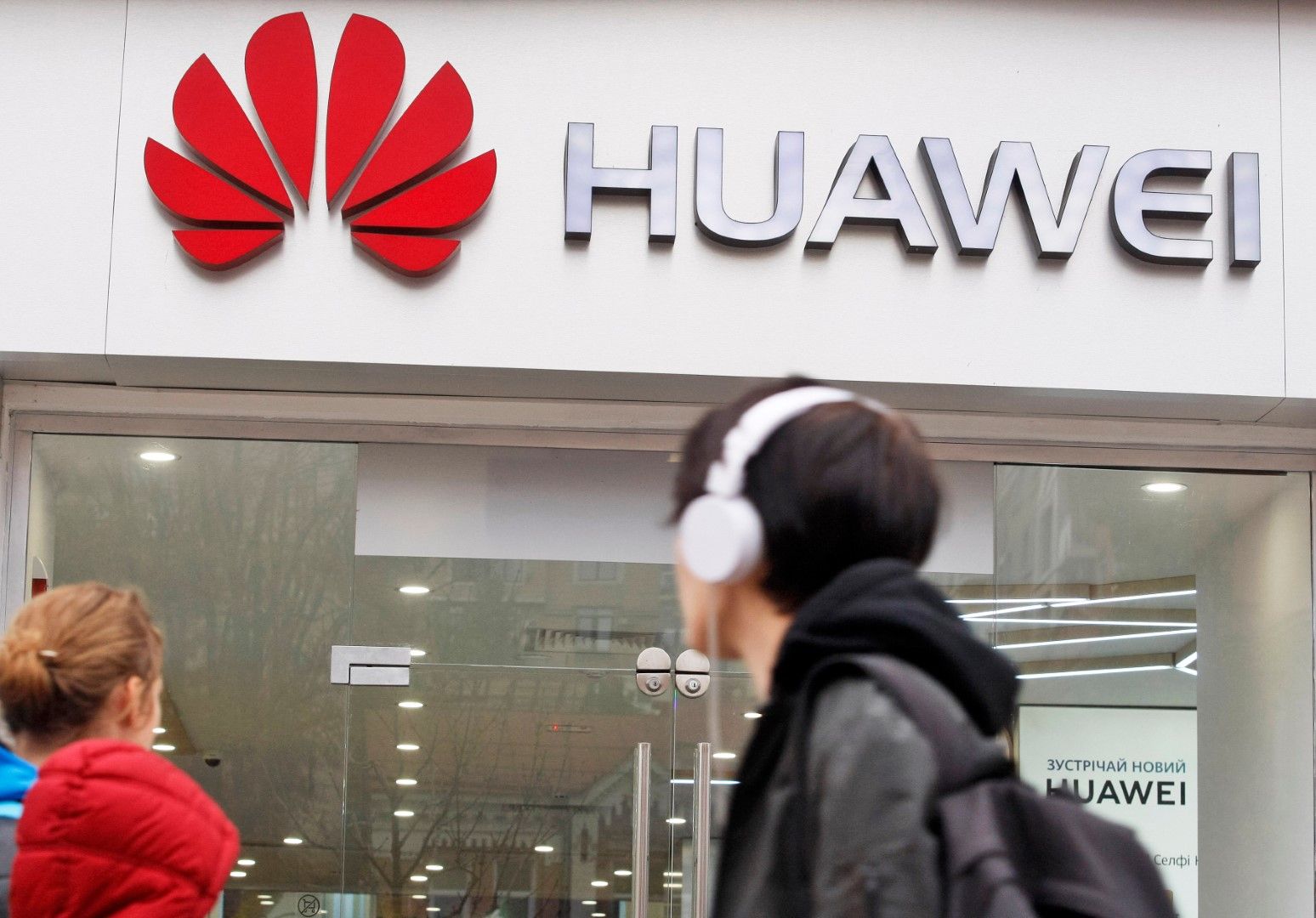 Китайската телекомуникационна компания Хуавей (Huawei) е начело в азиатските заявки с 5405 молби за патент