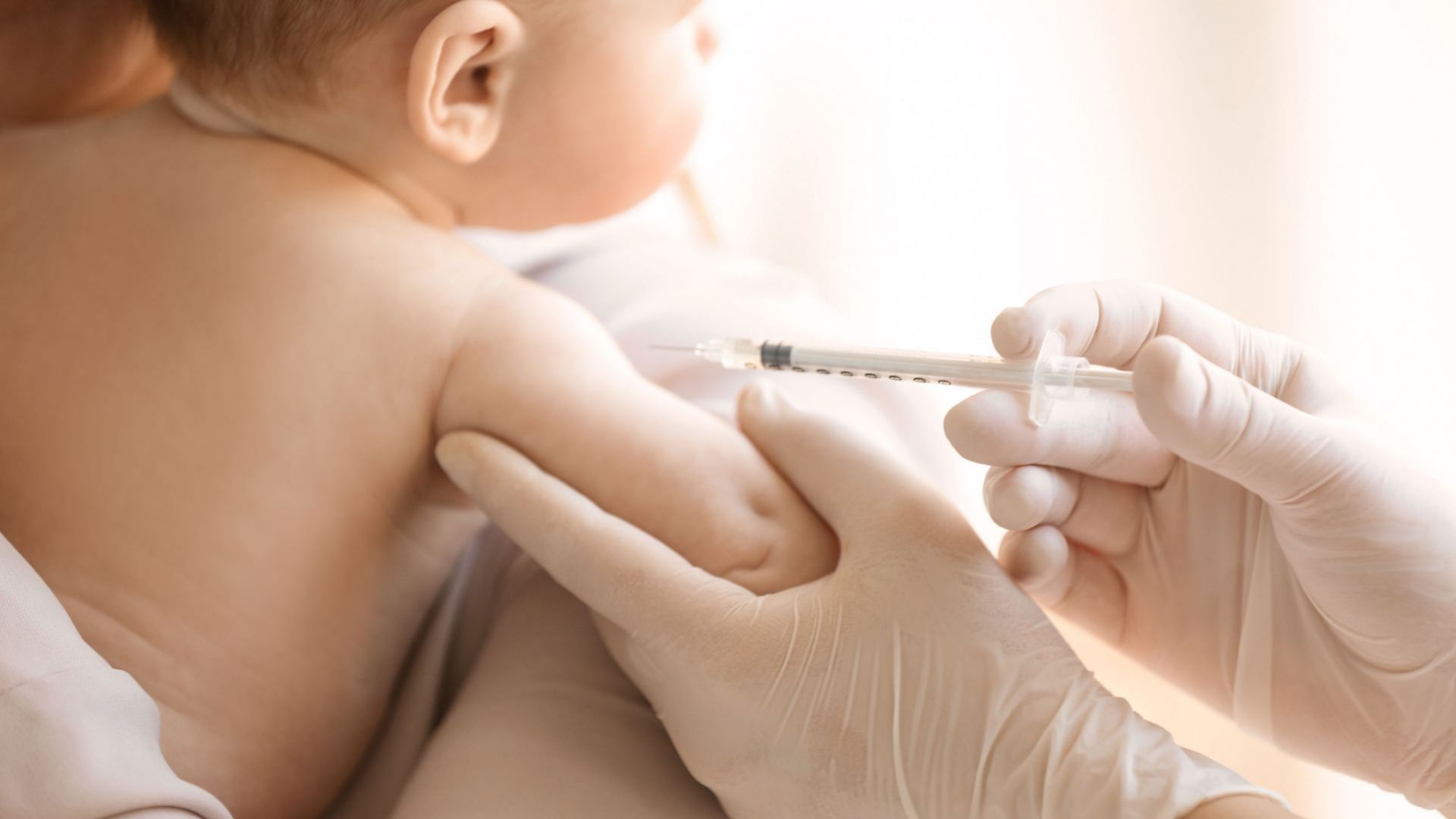 Съдът в Страсбург отхвърли иск на родители, отказали да ваксинират децата си