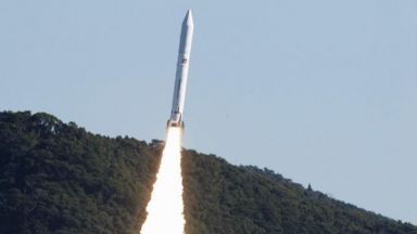 Виетнам изстреля изследователски спътник