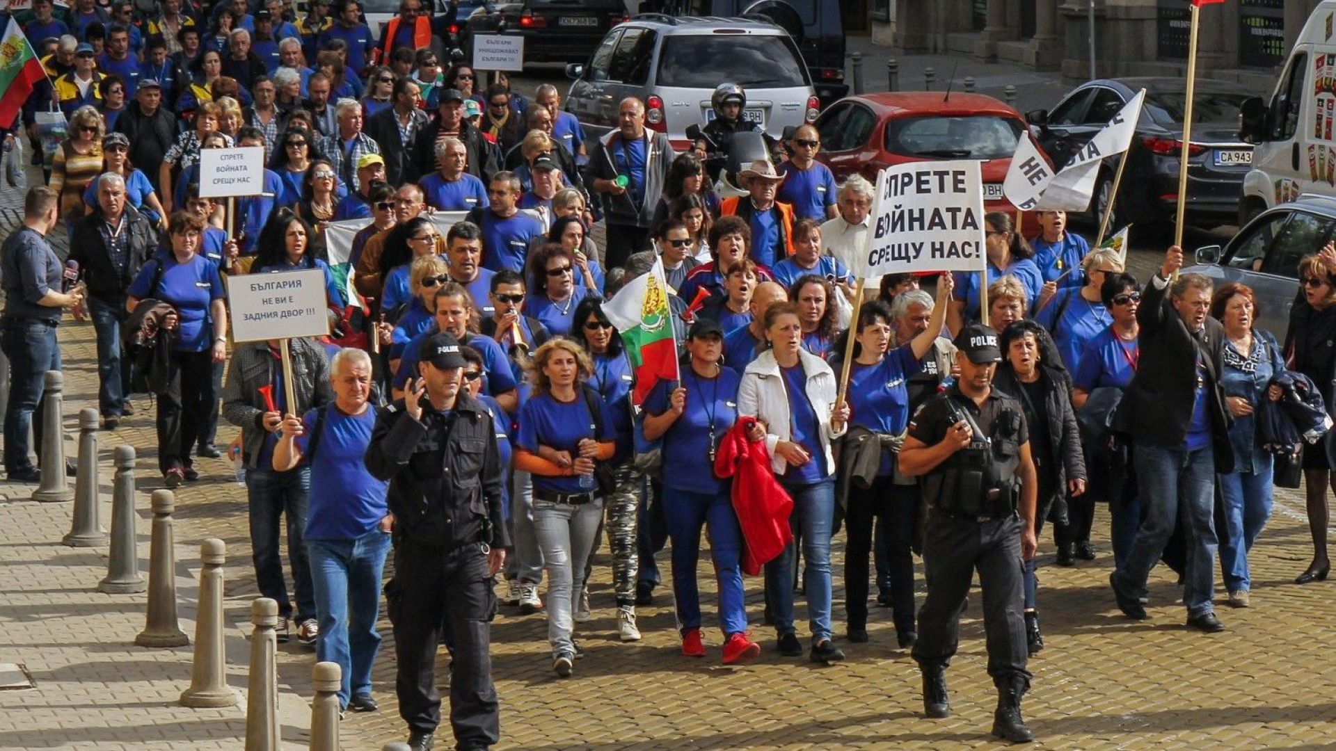 Бизнесменът Емилиян Гебрев е на разпит в специализираното следствие предаде