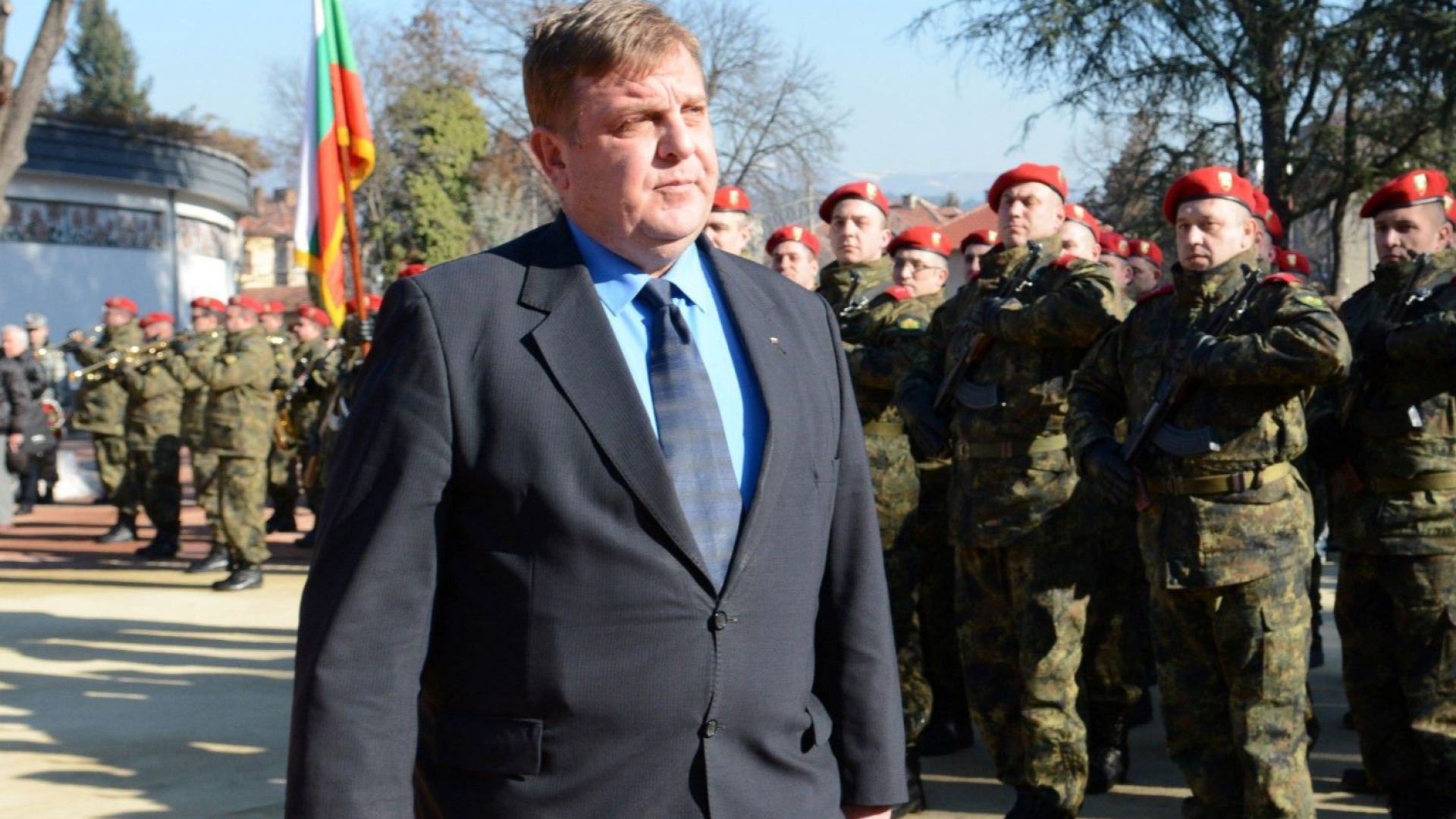 Вицепремиерът и министър на отбраната Красимир Каракачанов продължи с коментарите