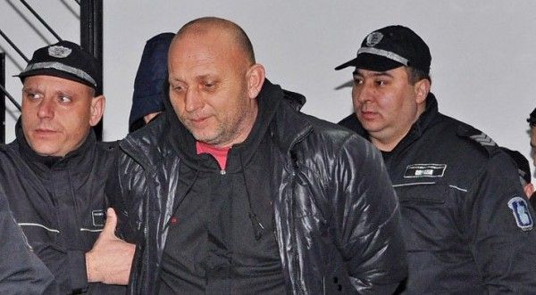 Огнян Атанасов през 2011 г. в българския съд
