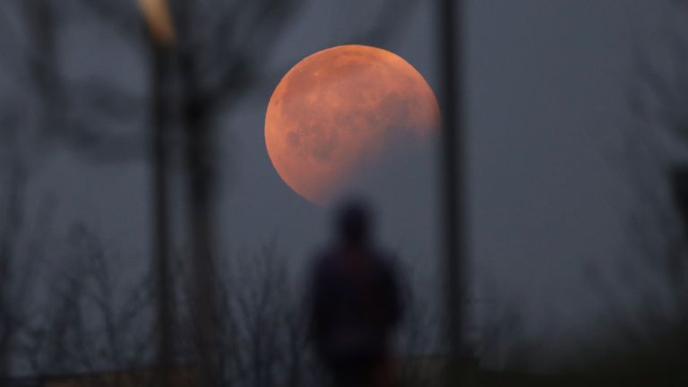 Задава се последното лунно затъмнение за 2023 година