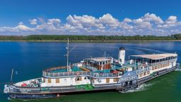 НИМ подкрепя кампанията за спасяване за кораба-музей "Радецки"
